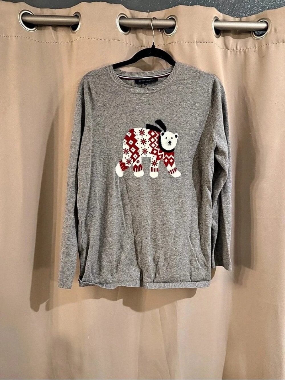 Tommy Hilfiger Polar Bear Fair Isle Sweater Gray & Red XL